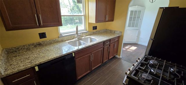804 E Stroop Road, Dayton, OH 45429