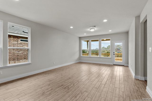 12433 Redwater, San Antonio, TX 78253