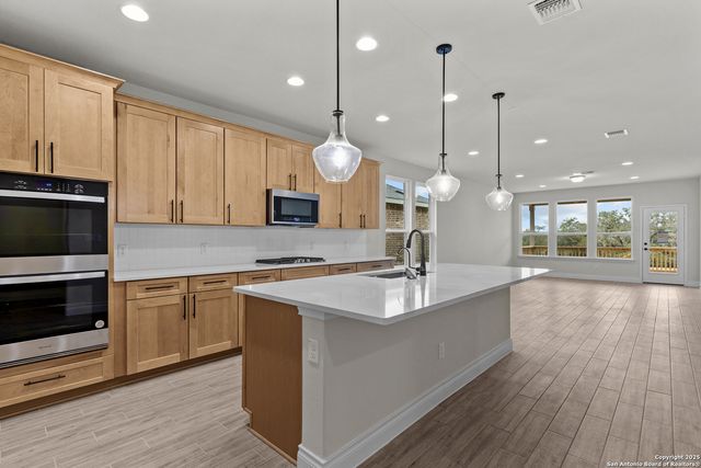 12433 Redwater, San Antonio, TX 78253