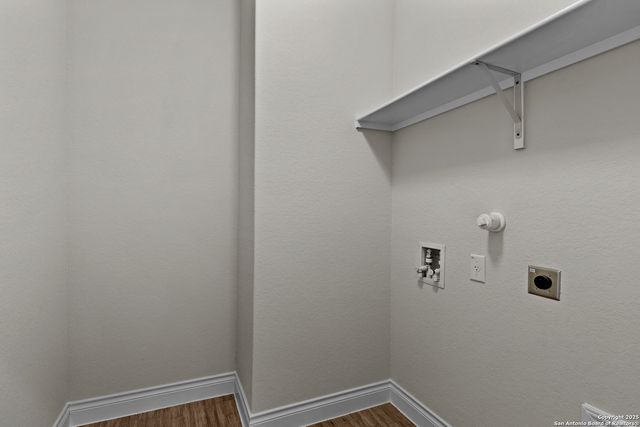 12433 Redwater, San Antonio, TX 78253