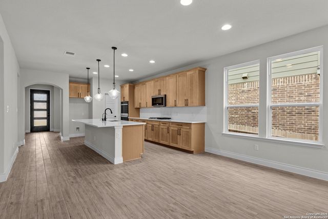 12433 Redwater, San Antonio, TX 78253