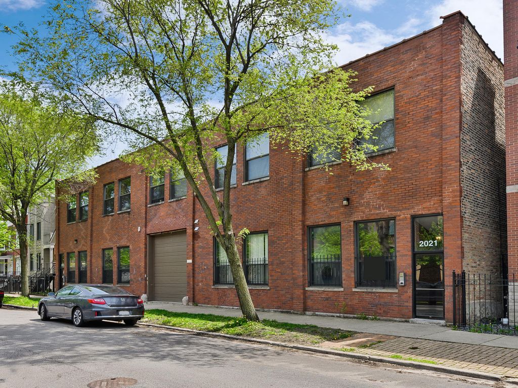 2015 W Race Avenue 120, Chicago, IL 60612