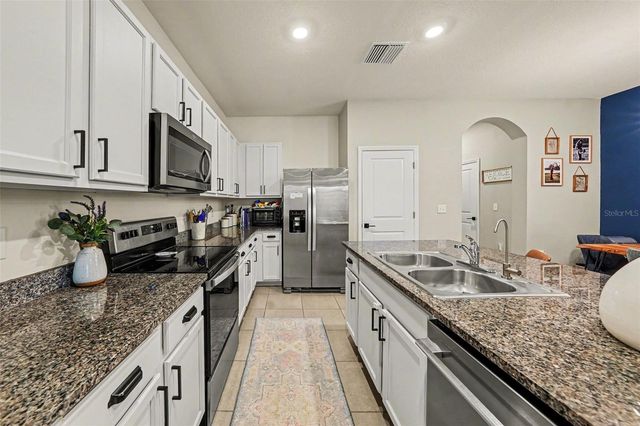 16180 GLOWING GROVE AVENUE, Odessa, FL 33556