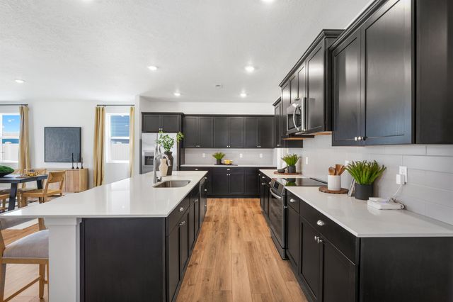 4169 W Vel View Rd, Spokane, WA 99208