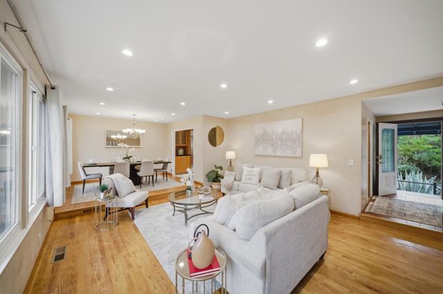 1159 Barcelona Drive, Pacifica, CA 94044