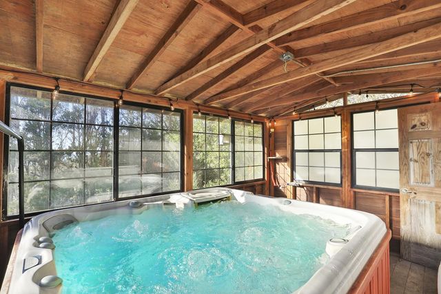 1159 Barcelona Drive, Pacifica, CA 94044