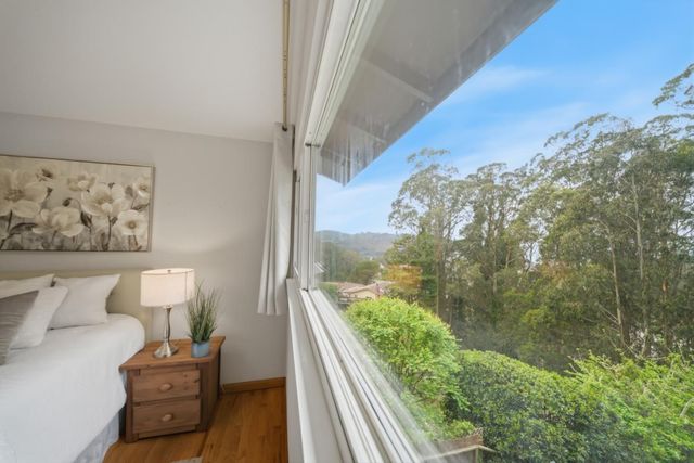 1159 Barcelona Drive, Pacifica, CA 94044