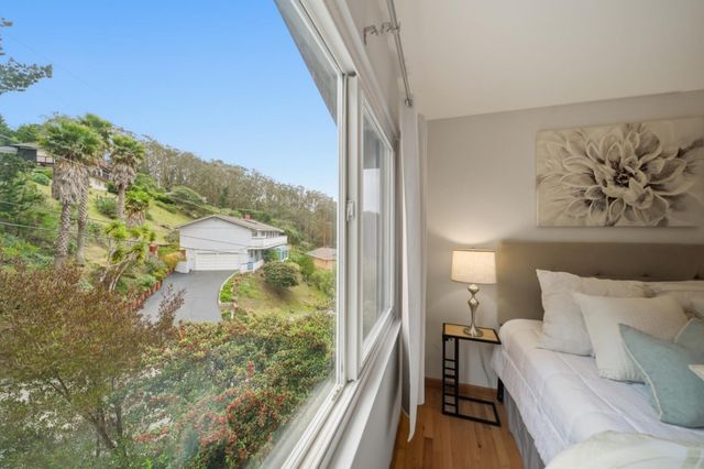 1159 Barcelona Drive, Pacifica, CA 94044