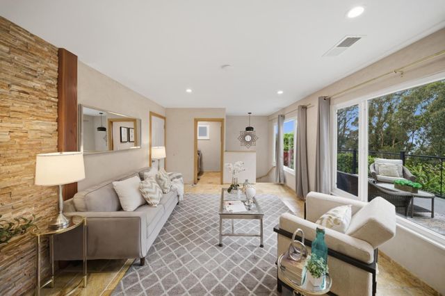 1159 Barcelona Drive, Pacifica, CA 94044