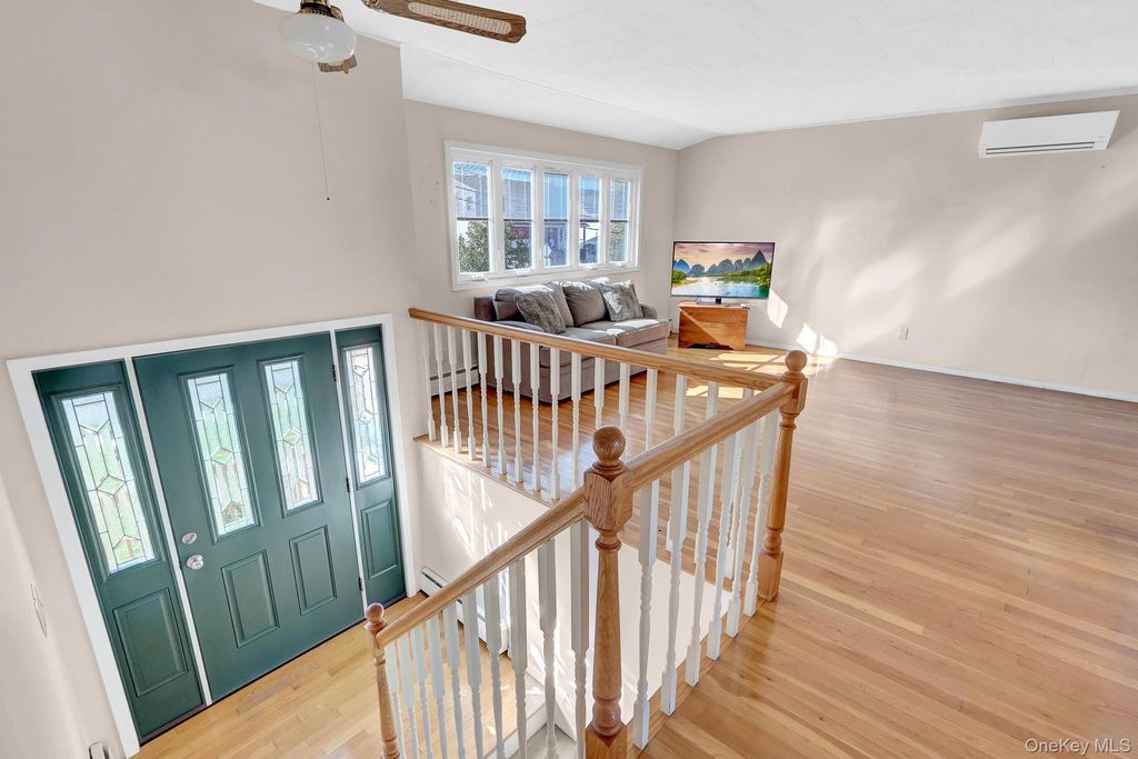 45 Florence Avenue, Massapequa, NY 11758 — photo 5