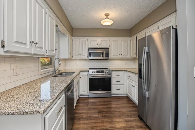 698 Ocala Lane, Mendota Heights, MN 55120