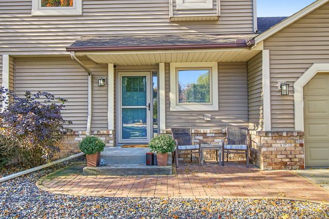 698 Ocala Lane, Mendota Heights, MN 55120