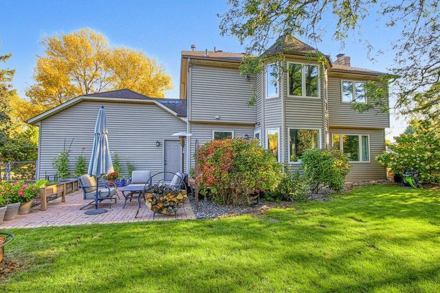 698 Ocala Lane, Mendota Heights, MN 55120