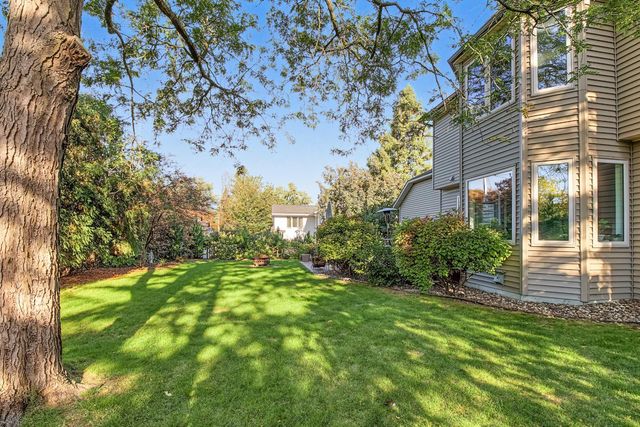 698 Ocala Lane, Mendota Heights, MN 55120