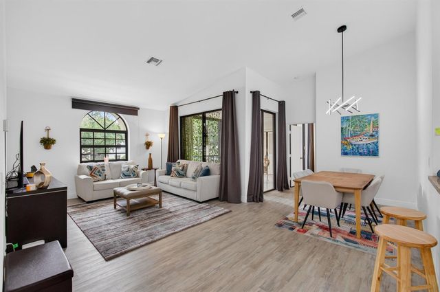 5450 Verona Drive P, Boynton Beach, FL 33437