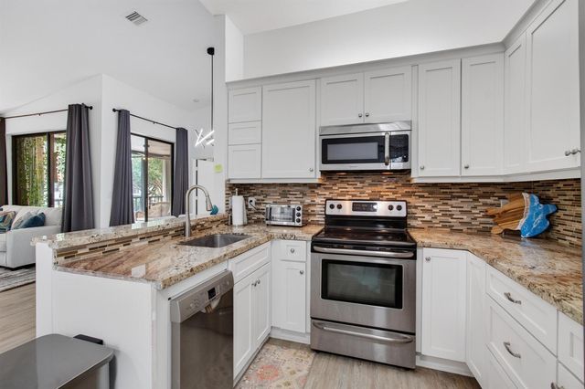 5450 Verona Drive P, Boynton Beach, FL 33437