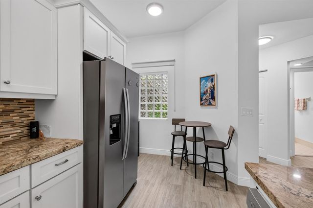 5450 Verona Drive P, Boynton Beach, FL 33437