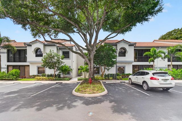 5450 Verona Drive P, Boynton Beach, FL 33437