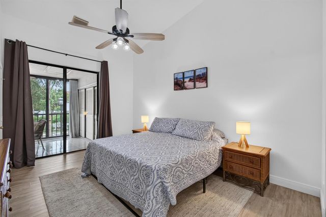 5450 Verona Drive P, Boynton Beach, FL 33437
