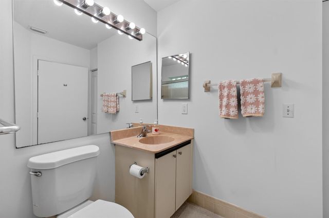 5450 Verona Drive P, Boynton Beach, FL 33437