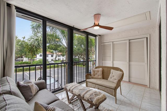 5450 Verona Drive P, Boynton Beach, FL 33437
