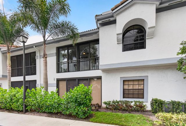 5450 Verona Drive P, Boynton Beach, FL 33437