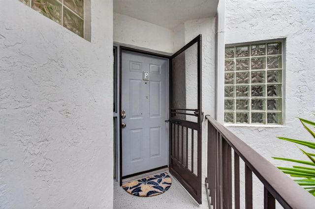 5450 Verona Drive P, Boynton Beach, FL 33437