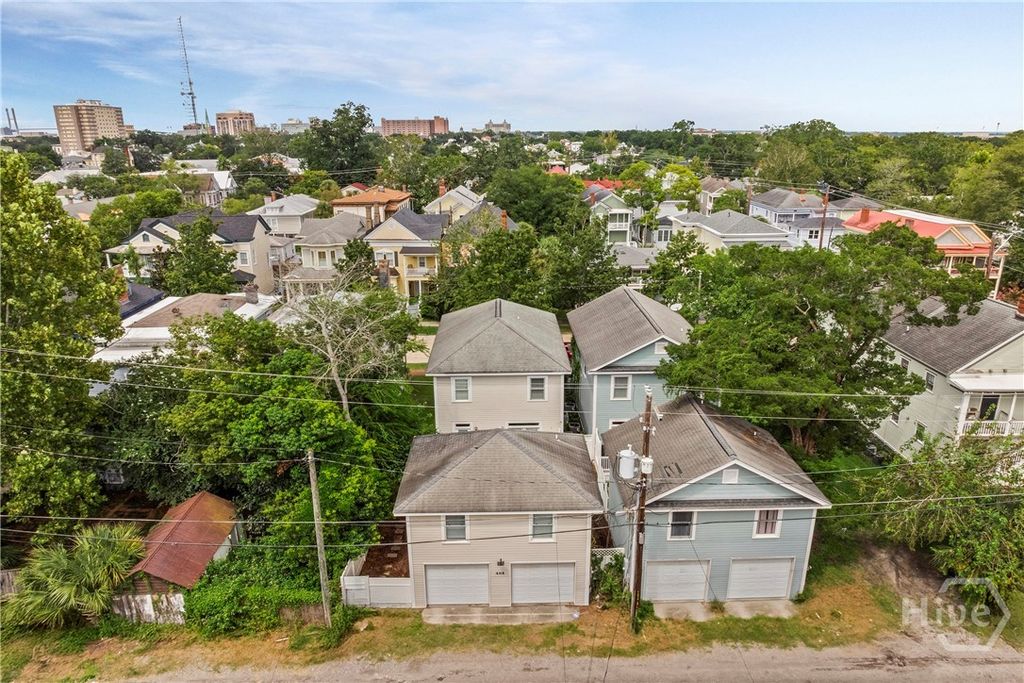 Image 42 of property listing at 409 E Park Avenue, Savannah, GA 31401