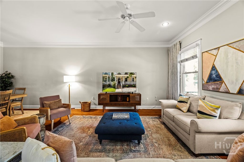 Image 5 of property listing at 409 E Park Avenue, Savannah, GA 31401