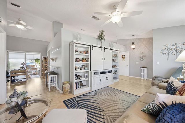 5636 LAVER STREET, Leesburg, FL 34748