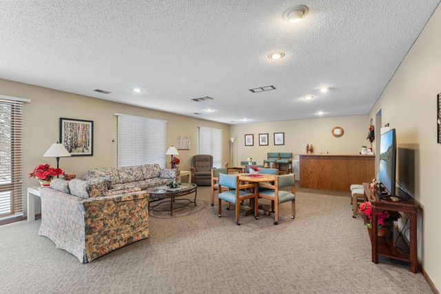 20 Windsor Lane 304A, New Brighton, MN 55112