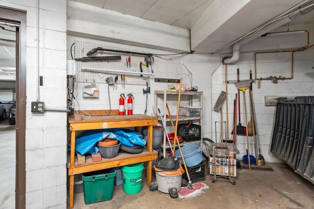 20 Windsor Lane 304A, New Brighton, MN 55112