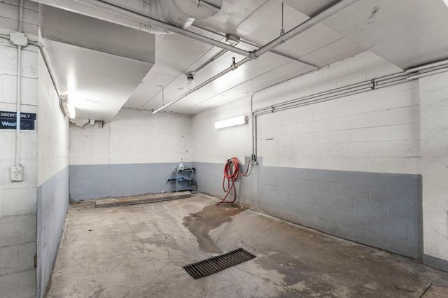 20 Windsor Lane 304A, New Brighton, MN 55112