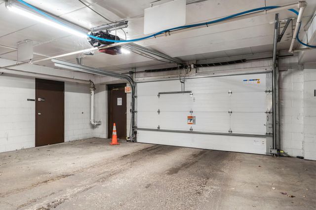 20 Windsor Lane 304A, New Brighton, MN 55112