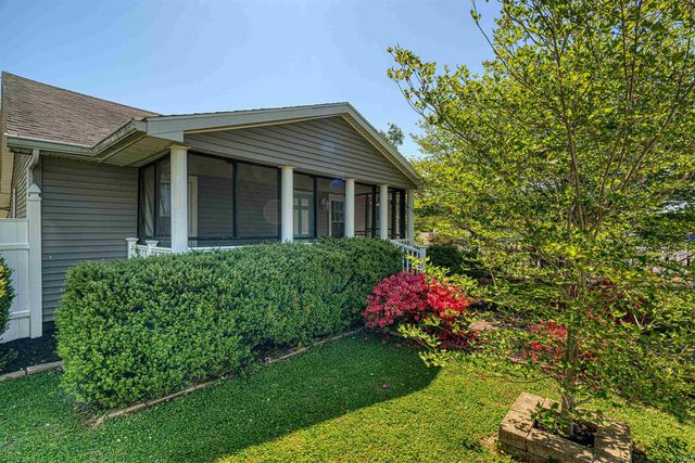 613 N First Street, Boonville, IN 47601