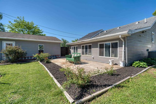 613 N First Street, Boonville, IN 47601