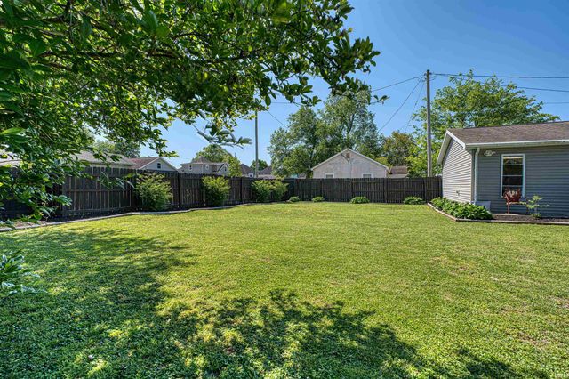613 N First Street, Boonville, IN 47601