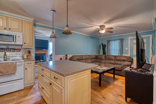 613 N First Street, Boonville, IN 47601