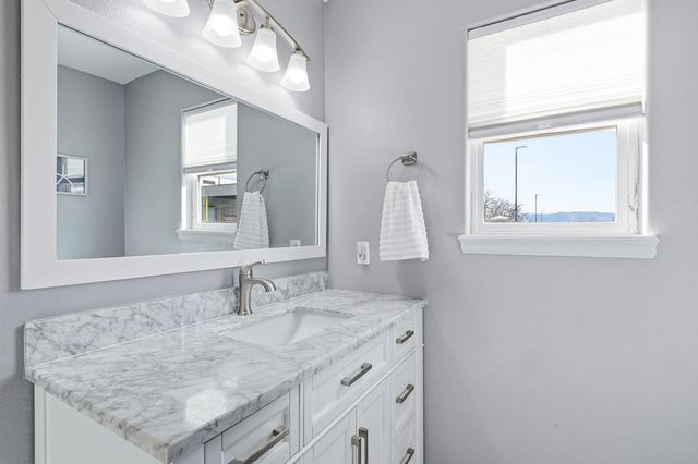 391 Summer Glen Drive, Grand Junction, CO 81501