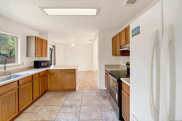 6859 Crested Quail, San Antonio, TX 78250
