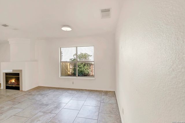 6859 Crested Quail, San Antonio, TX 78250