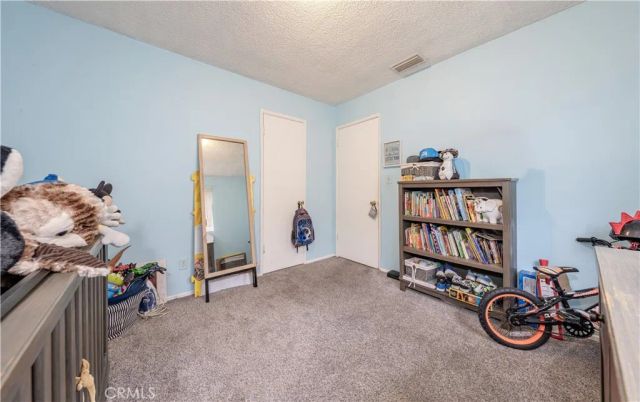 10921 Walnut, Los Alamitos, CA 90720