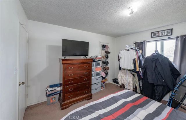 10921 Walnut, Los Alamitos, CA 90720