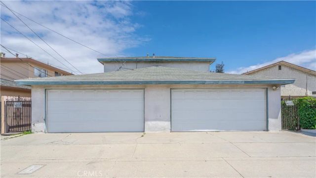 10921 Walnut, Los Alamitos, CA 90720