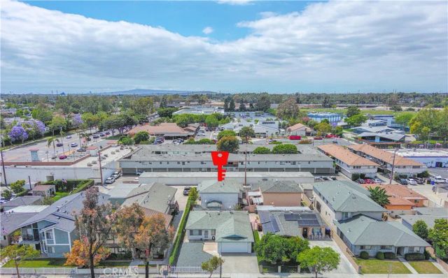 10921 Walnut, Los Alamitos, CA 90720