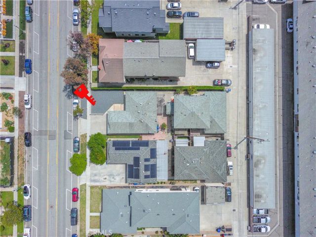 10921 Walnut, Los Alamitos, CA 90720