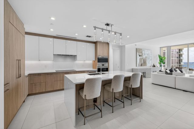 153 N Seabreeze Boulevard 901-s, Fort Lauderdale, FL 33304