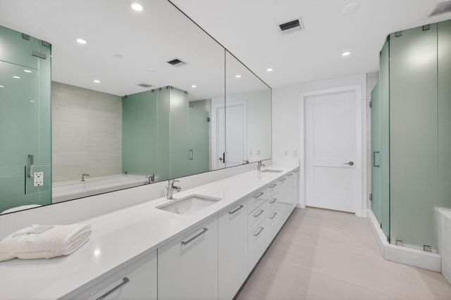 153 N Seabreeze Boulevard 901-s, Fort Lauderdale, FL 33304