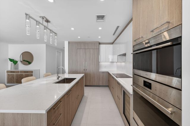 153 N Seabreeze Boulevard 901-s, Fort Lauderdale, FL 33304