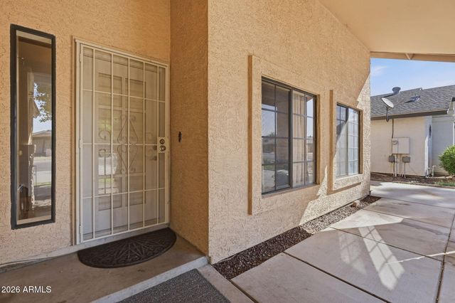 7888 W WINDSOR Boulevard, Glendale, AZ 85303